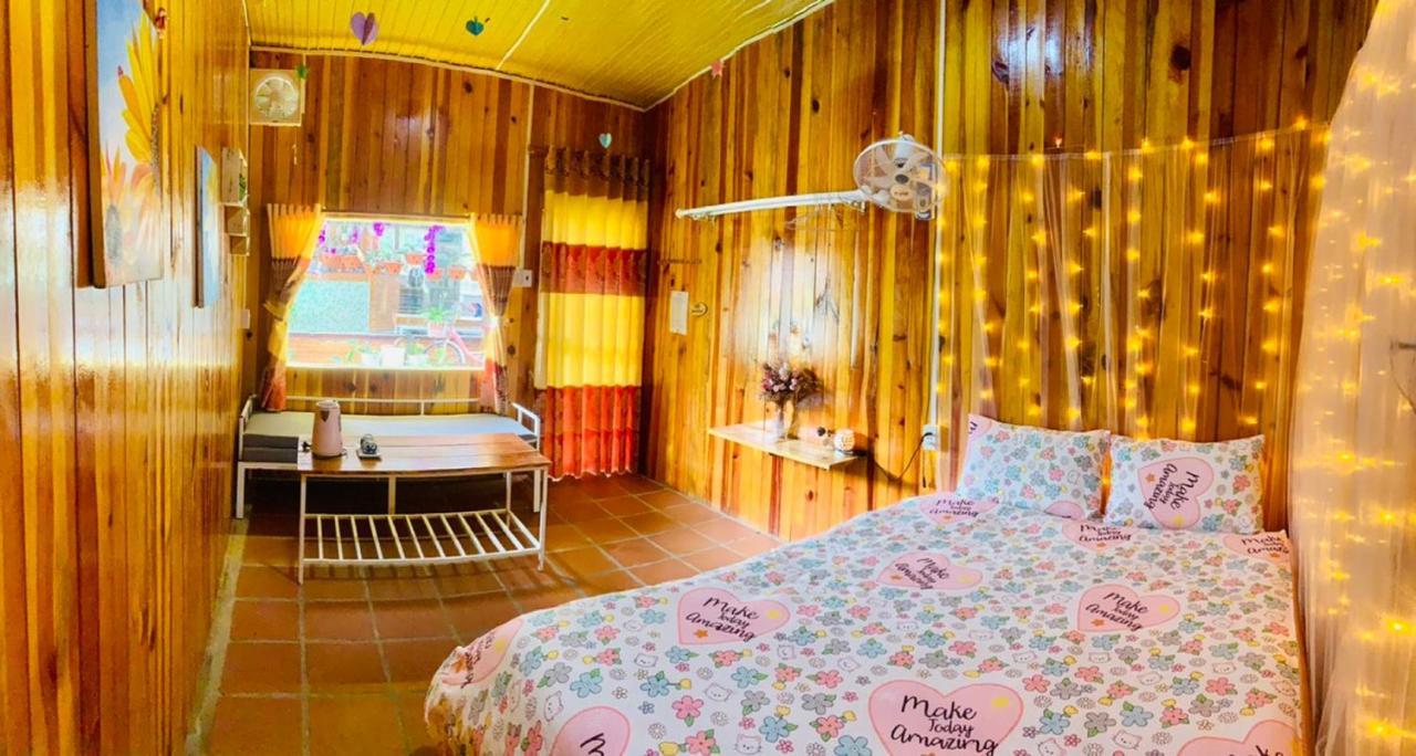 Moc Gia Vien Homestay - 달랏 외부 사진