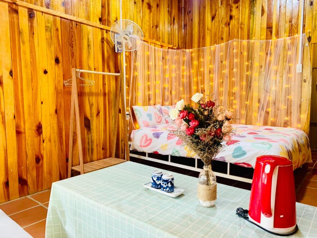 Moc Gia Vien Homestay - 달랏 외부 사진
